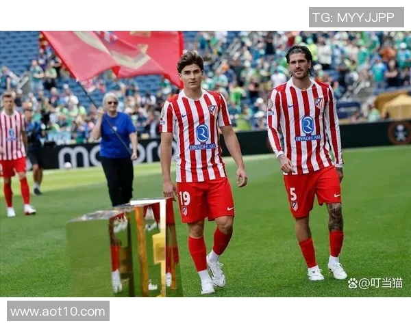 马竞正式签下意大利国脚，引发球迷热议